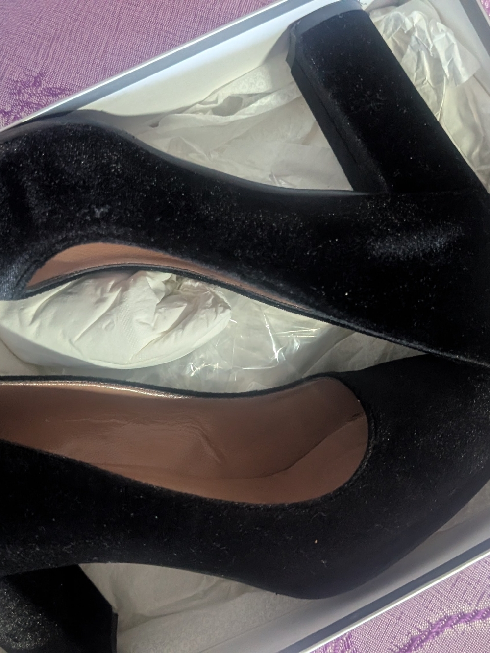 Pollini Black Velvet Block Heel Pumps